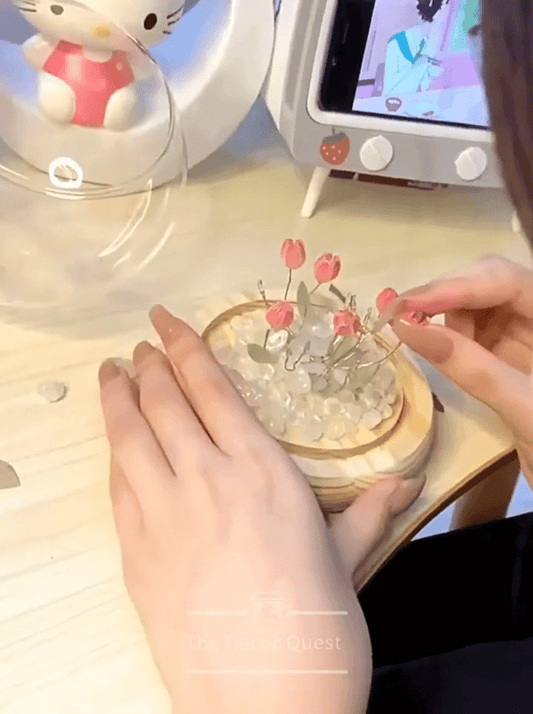 BloomGlow™ Tulip Light